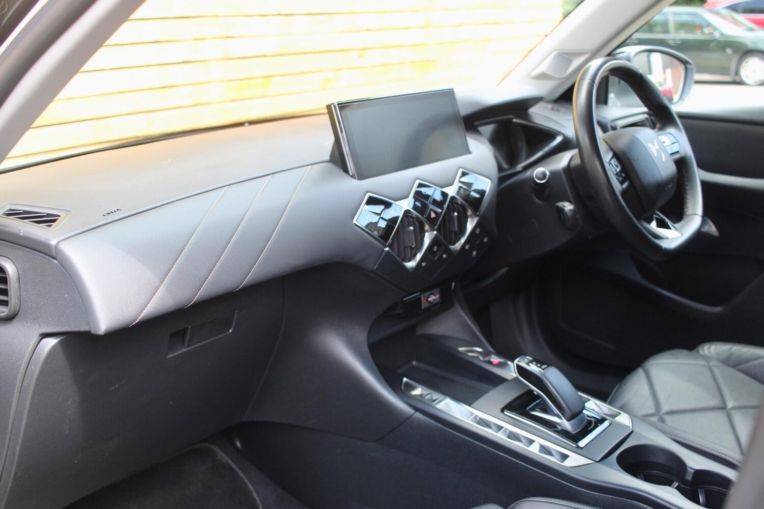 Used DS Automobiles DS 3 Crossback 2021 for sale - 76605703: Photo 14