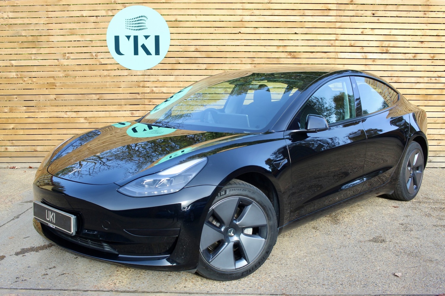 Used Tesla Model 3 2023 for sale - 76605772: Photo 1