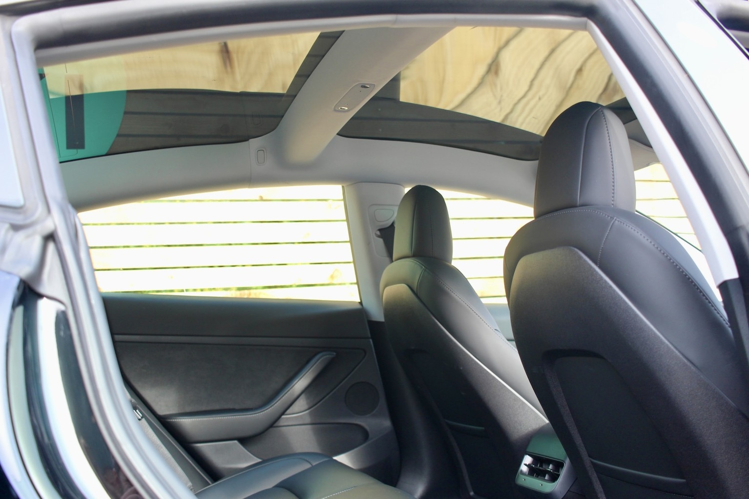 Used Tesla Model 3 2023 for sale - 76605772: Photo 10