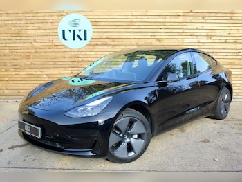 Tesla - Model 3