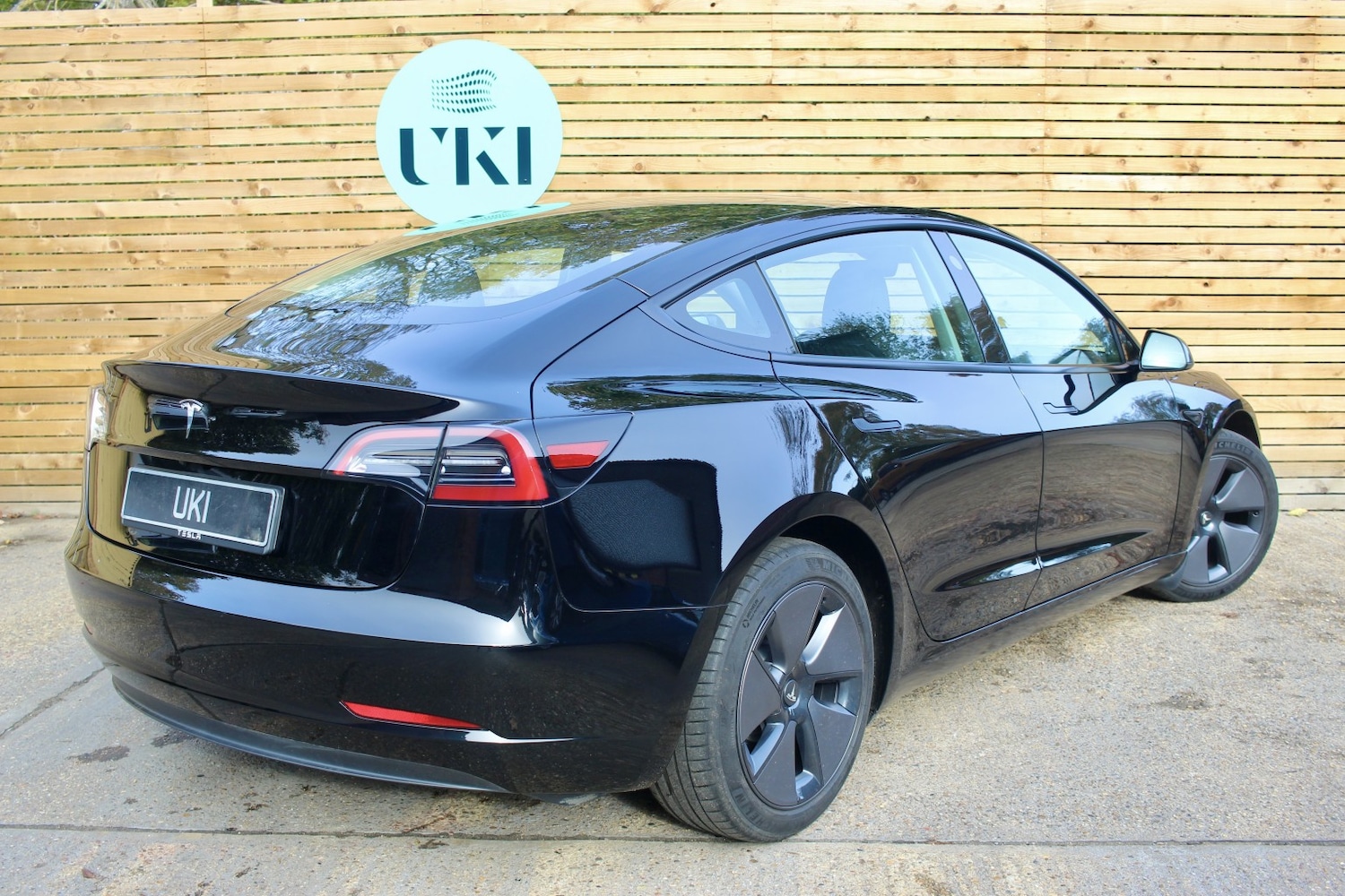 Used Tesla Model 3 2023 for sale - 76605772: Photo 4