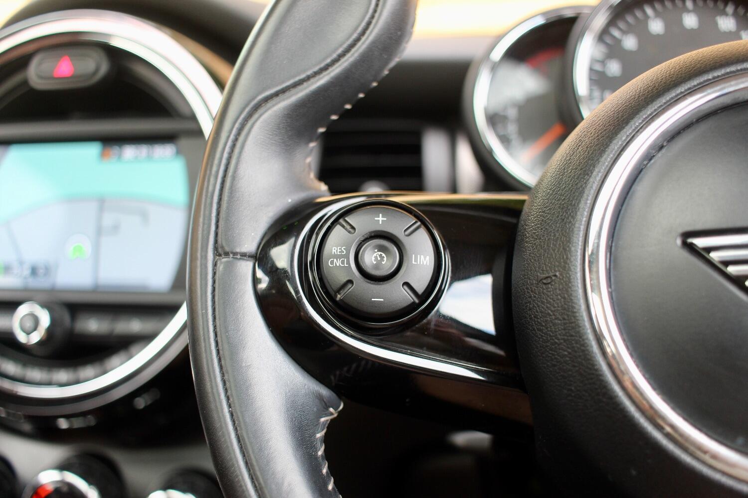 Used MINI Hatch 2019 for sale - 76605923: Photo 19