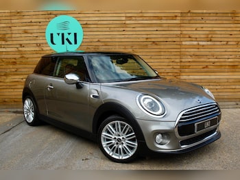 Used MINI Hatch 2019 for sale - 76605923: Photo