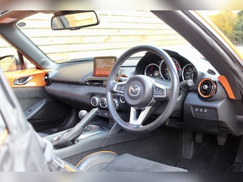 Used Mazda MX-5 2019 for sale - 78135001: Photo