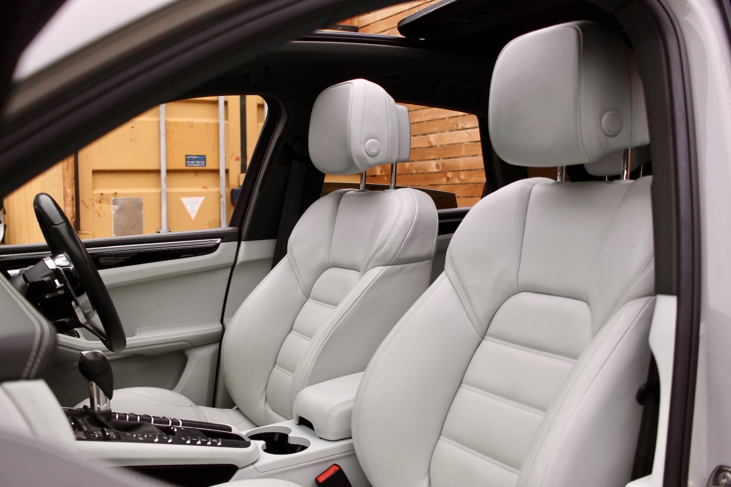 Used Porsche Macan 2019 for sale - 77350144: Photo 12