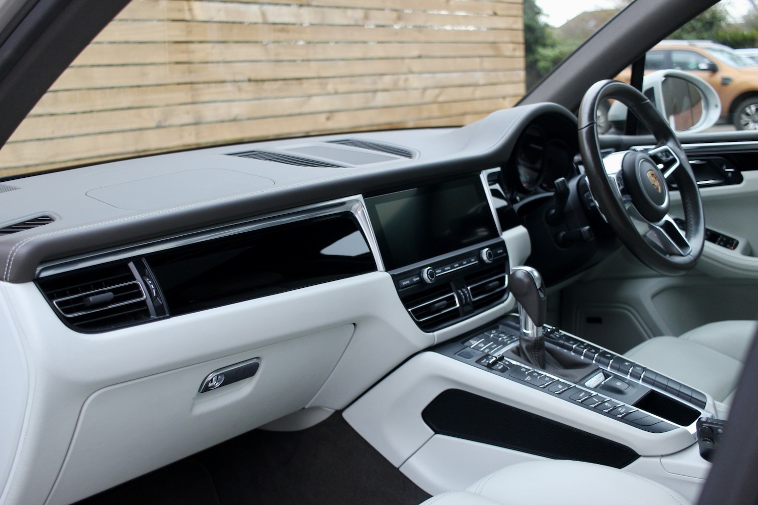 Used Porsche Macan 2019 for sale - 77350144: Photo 13