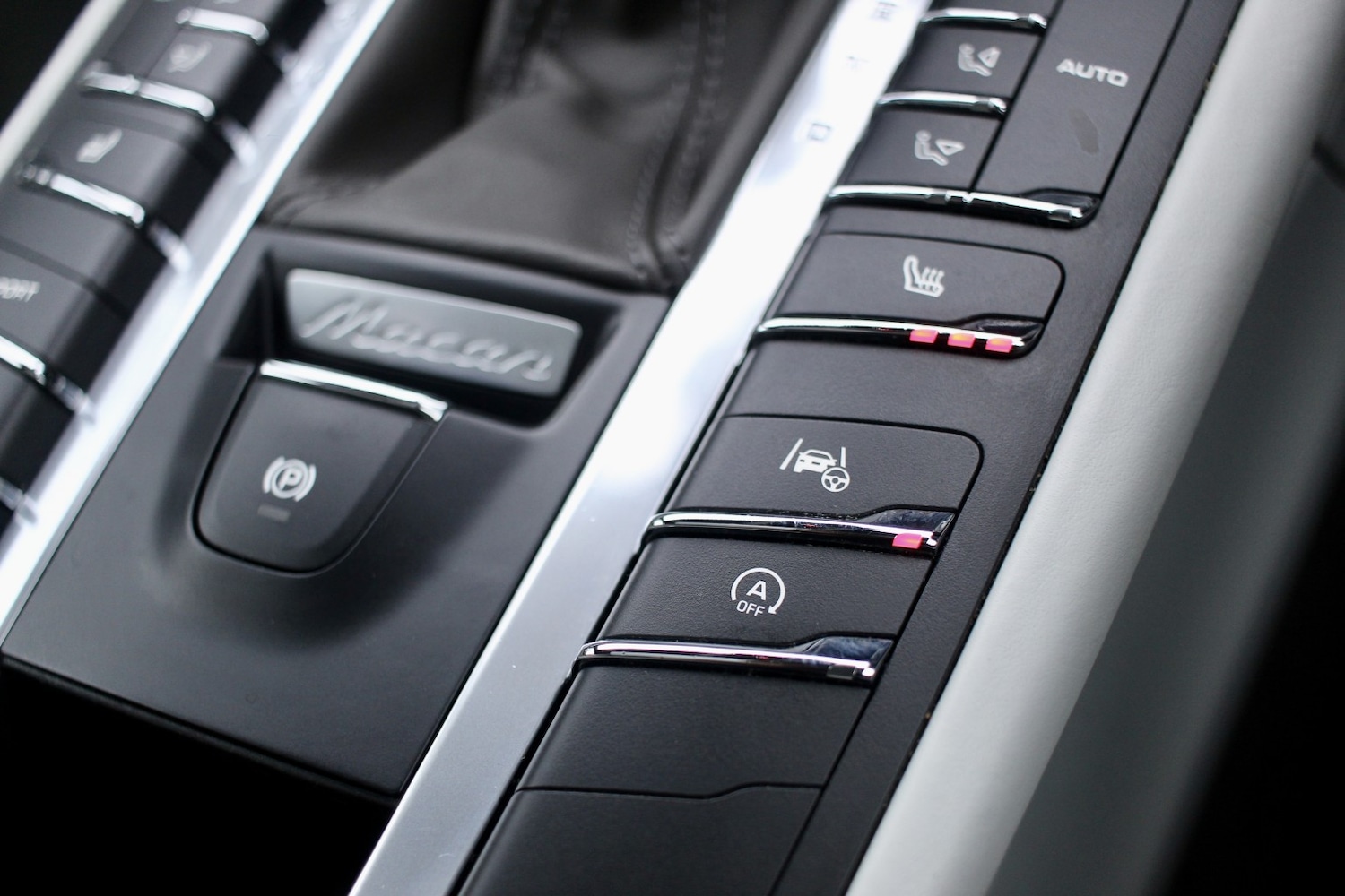 Used Porsche Macan 2019 for sale - 77350144: Photo 15