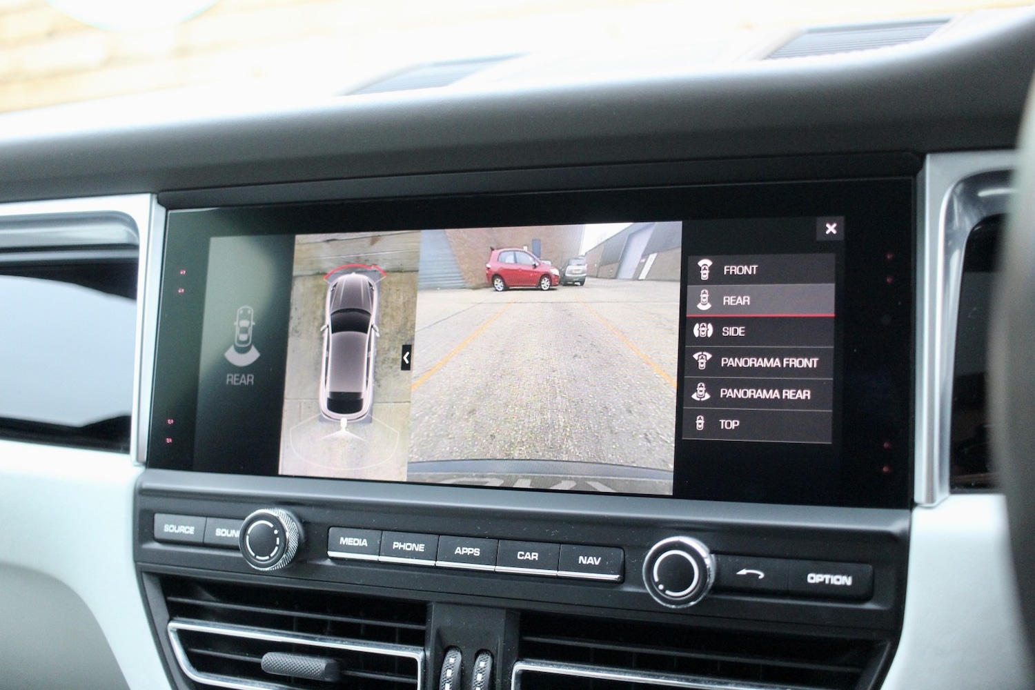 Used Porsche Macan 2019 for sale - 77350144: Photo 20