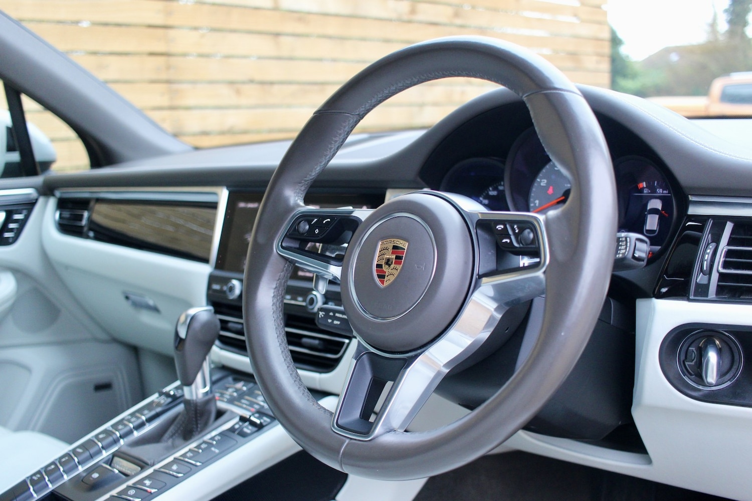 Used Porsche Macan 2019 for sale - 77350144: Photo 24