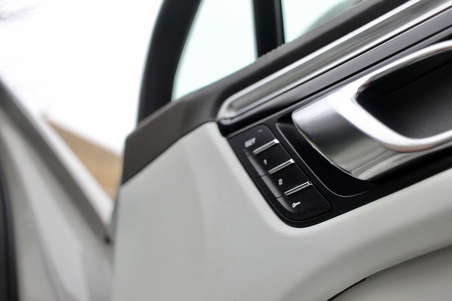 Used Porsche Macan 2019 for sale - 77350144: Photo 32