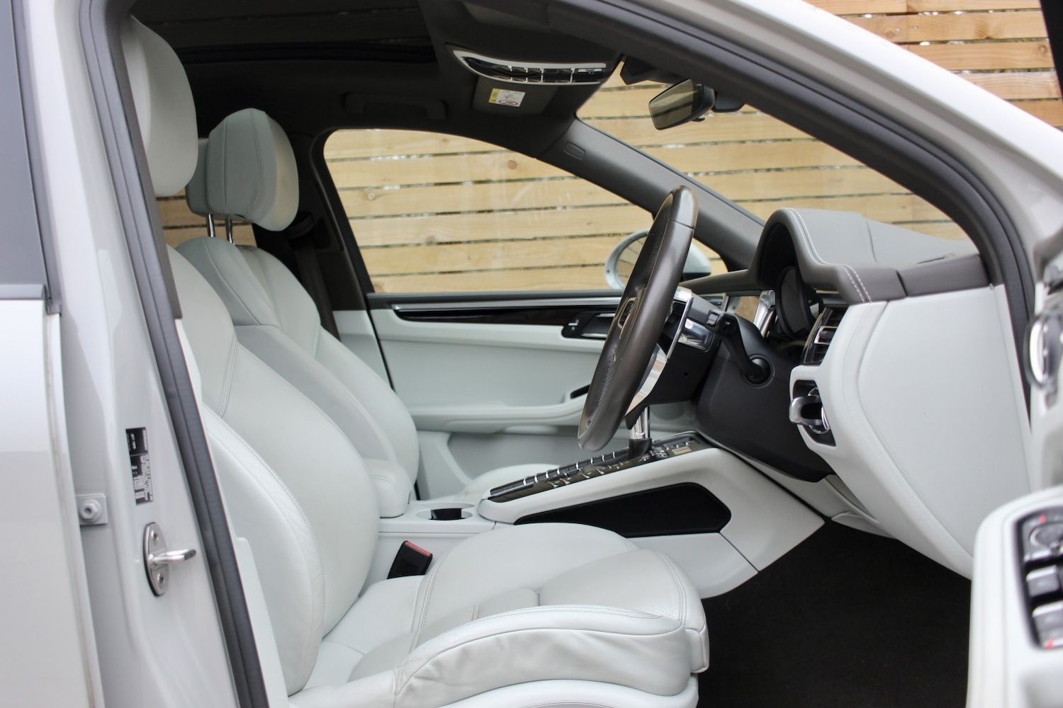 Used Porsche Macan 2019 for sale - 77350144: Photo 7