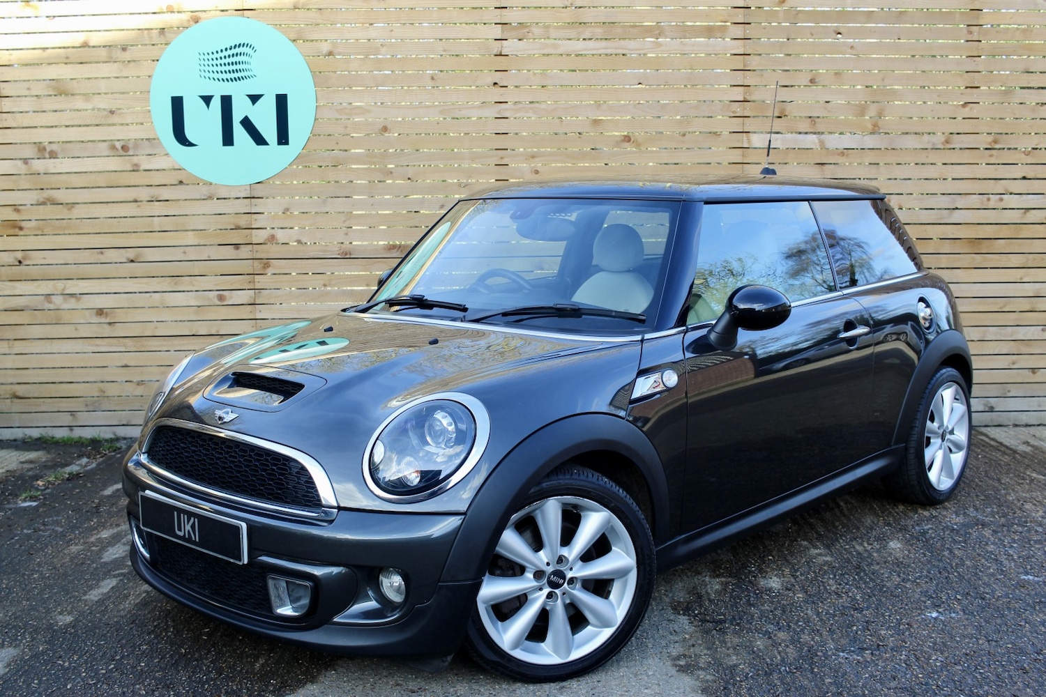Used MINI Hatch 2014 for sale - 77681813: Photo 1