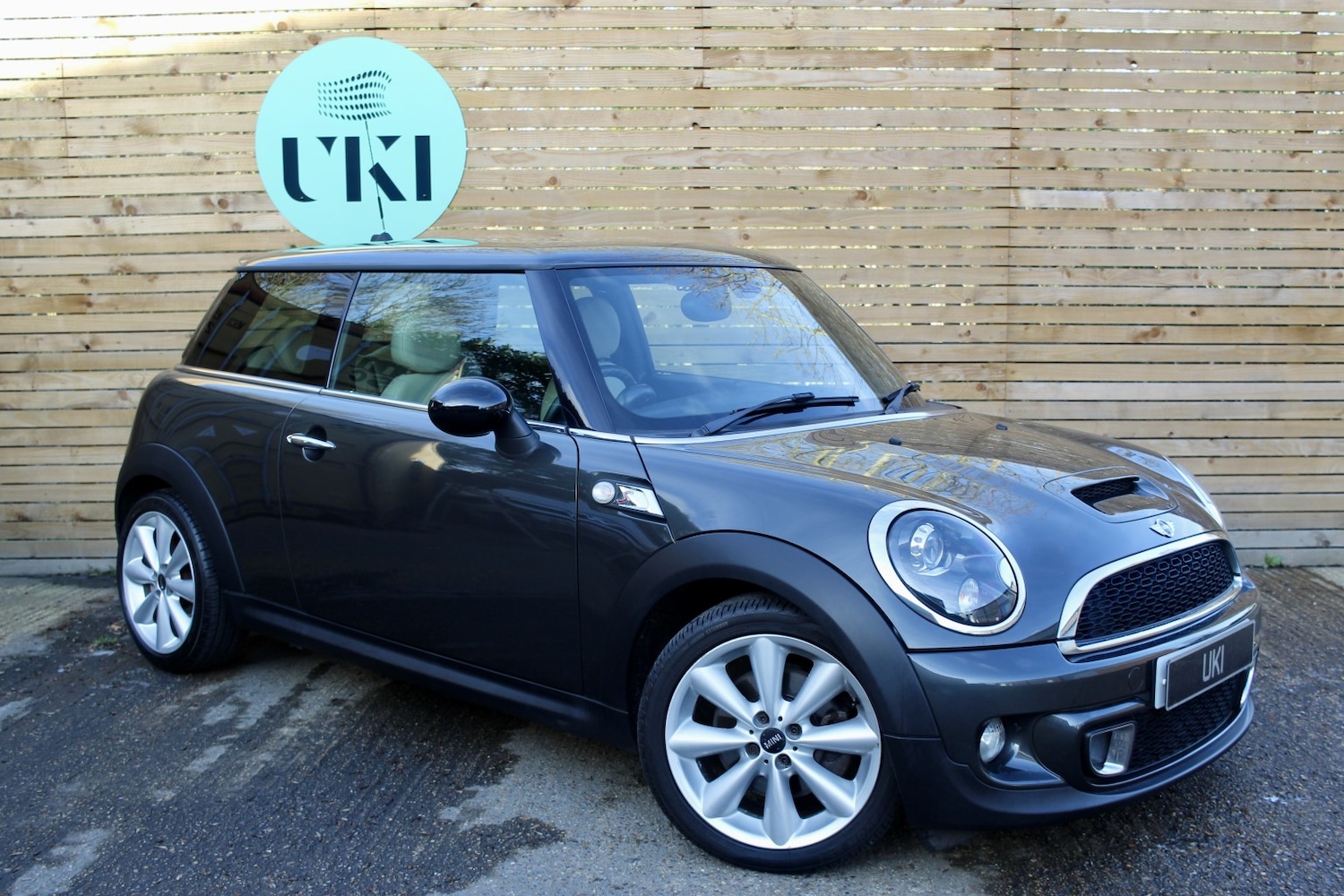 Used MINI Hatch 2014 for sale - 77681813: Photo 2