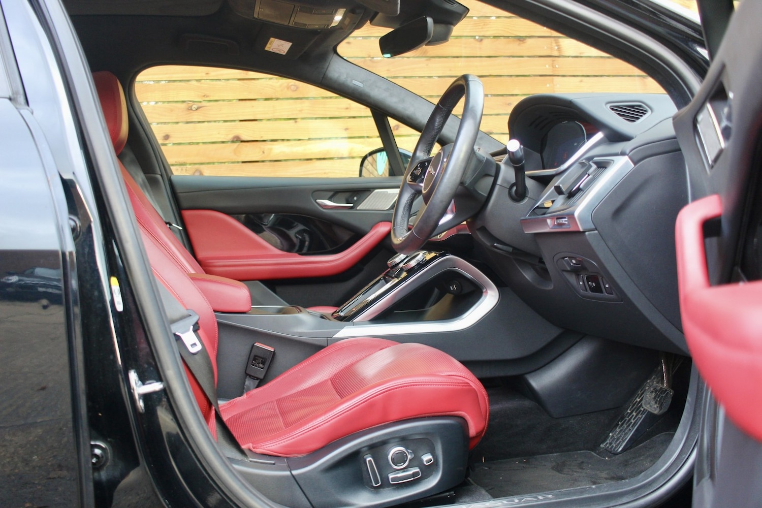 Used Jaguar I-Pace 2019 for sale - 76643474: Photo 7