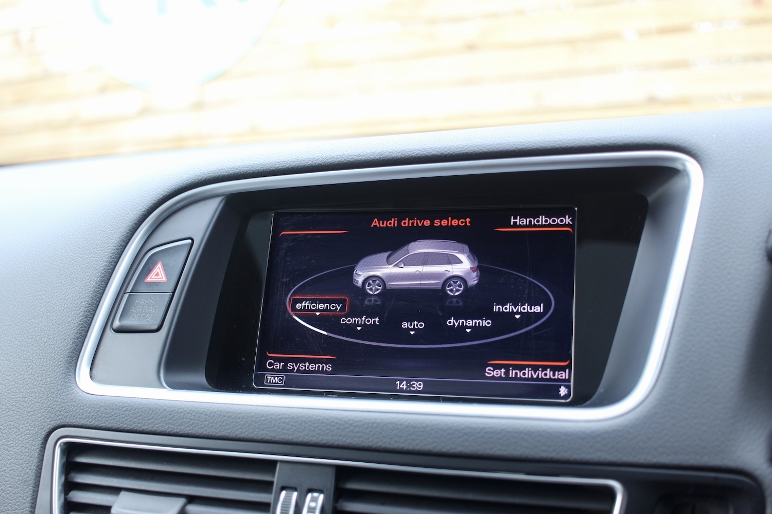 Used Audi SQ5 2015 for sale - 78038893: Photo 24