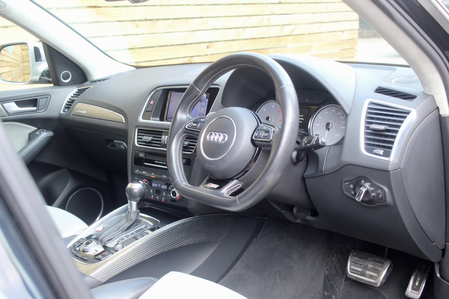 Used Audi SQ5 2015 for sale - 78038893: Photo 3