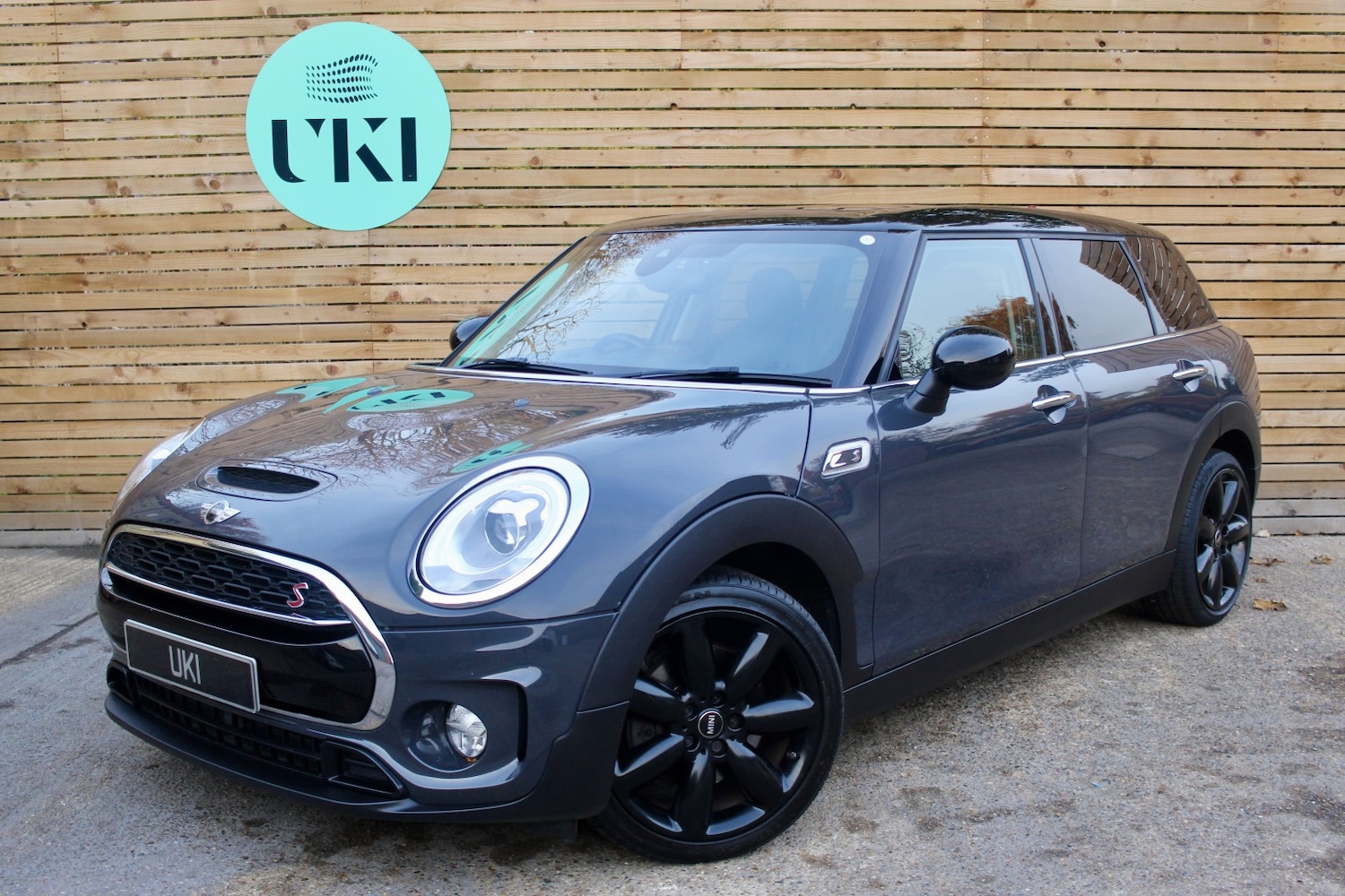 Used MINI Clubman 2016 for sale - 76605735: Photo 1
