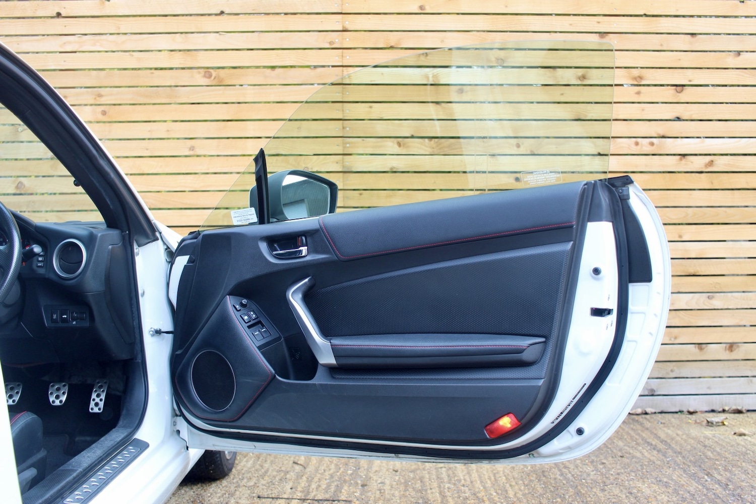 Used Subaru BRZ 2015 for sale - 76605749: Photo 22