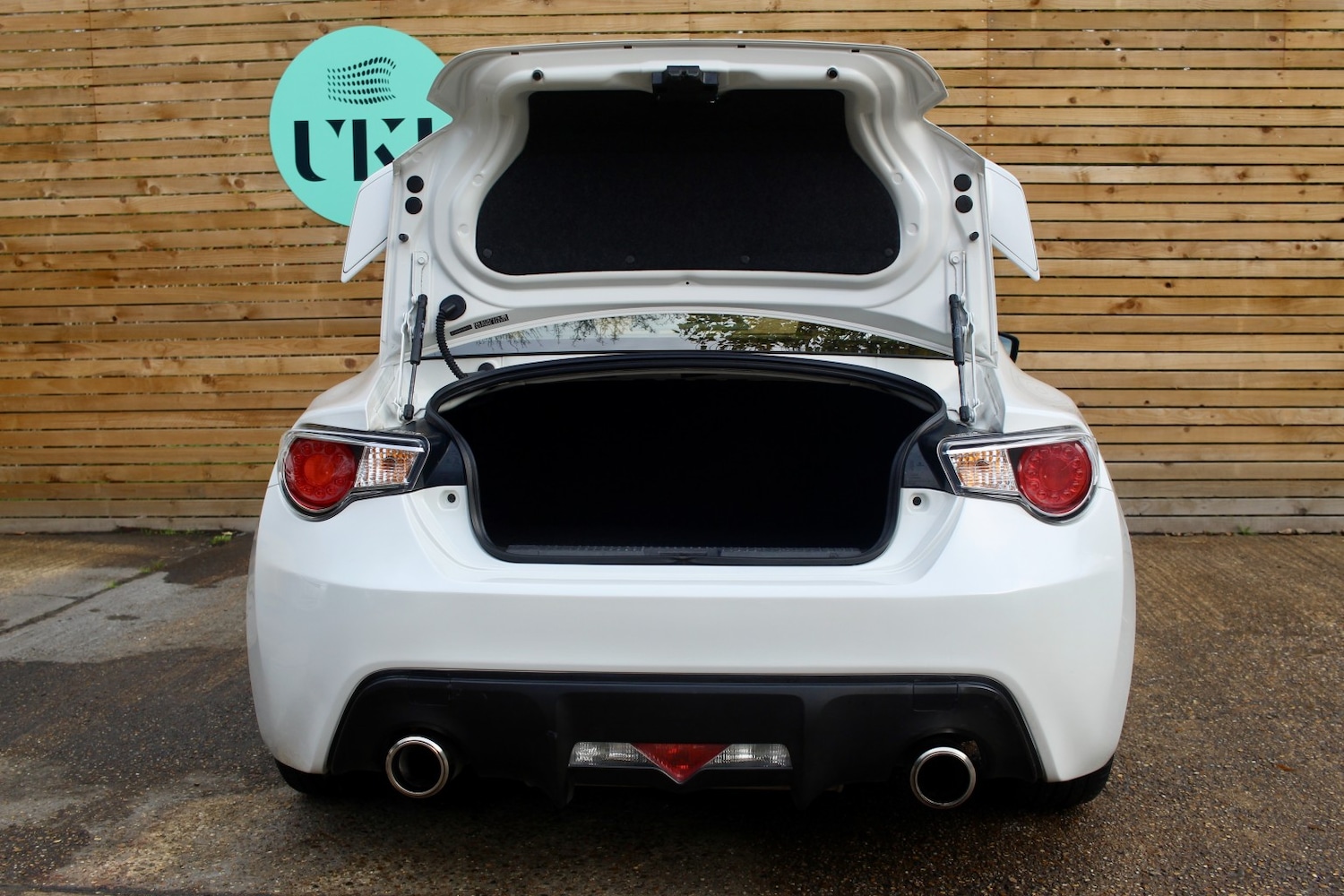 Used Subaru BRZ 2015 for sale - 76605749: Photo 24