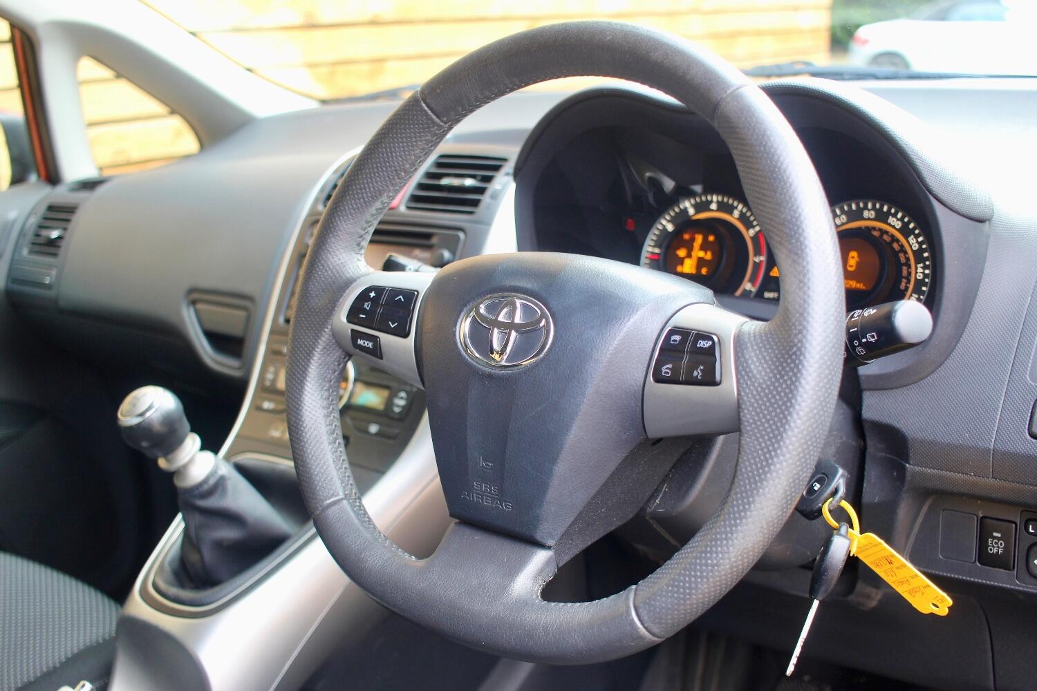 Used Toyota Auris 2012 for sale - 77464556: Photo 17