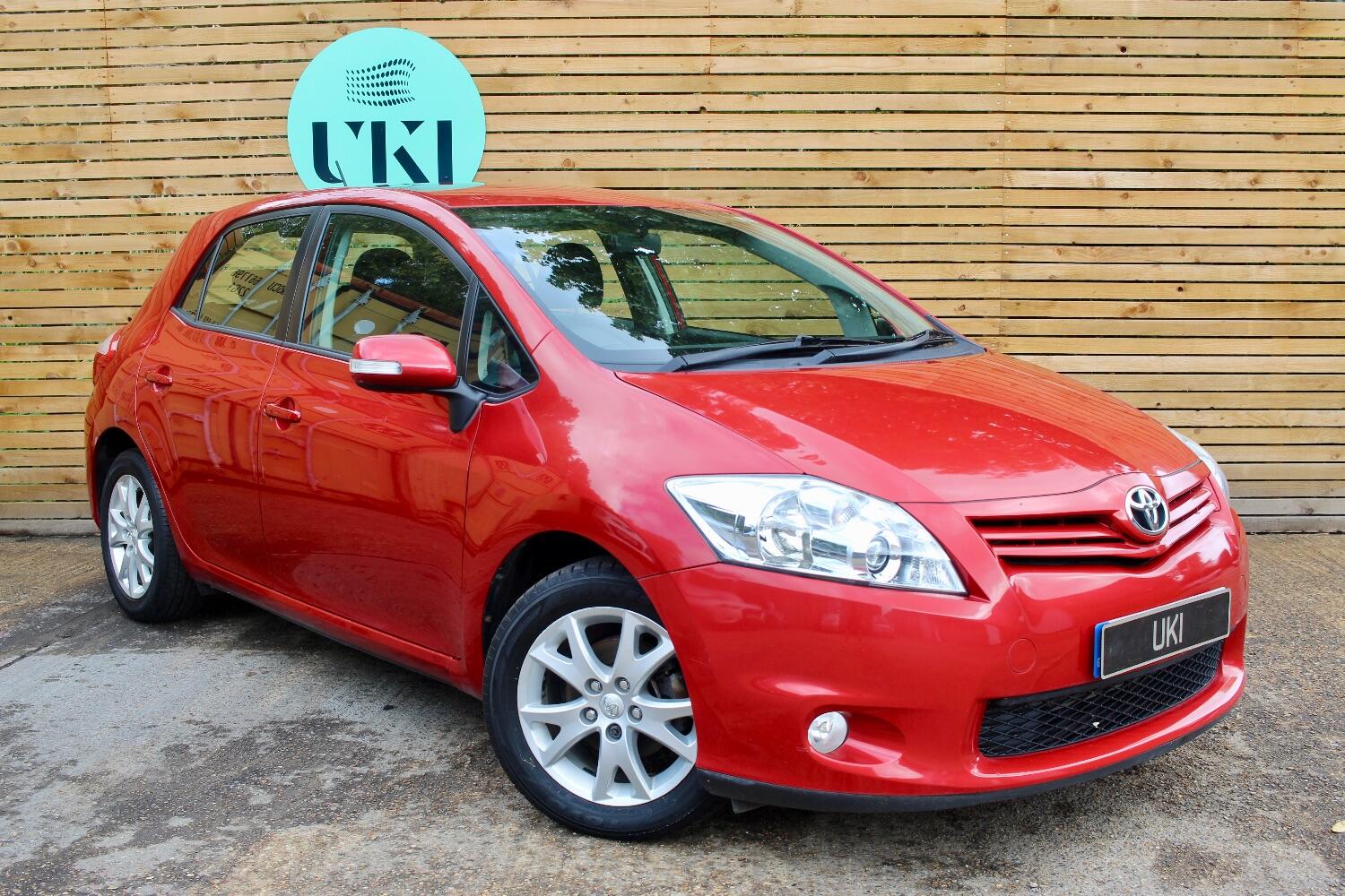 Used Toyota Auris 2012 for sale - 77464556: Photo 2