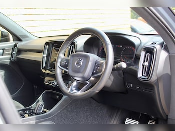 Used Volvo XC40 2020 for sale - 78258154: Photo