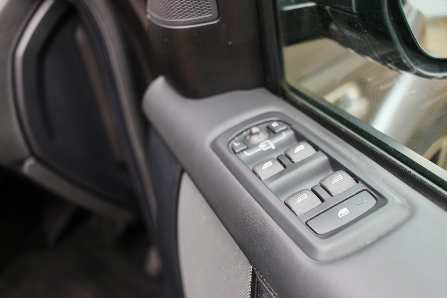 Used Land Rover Discovery 2014 for sale - 77508616: Photo 33