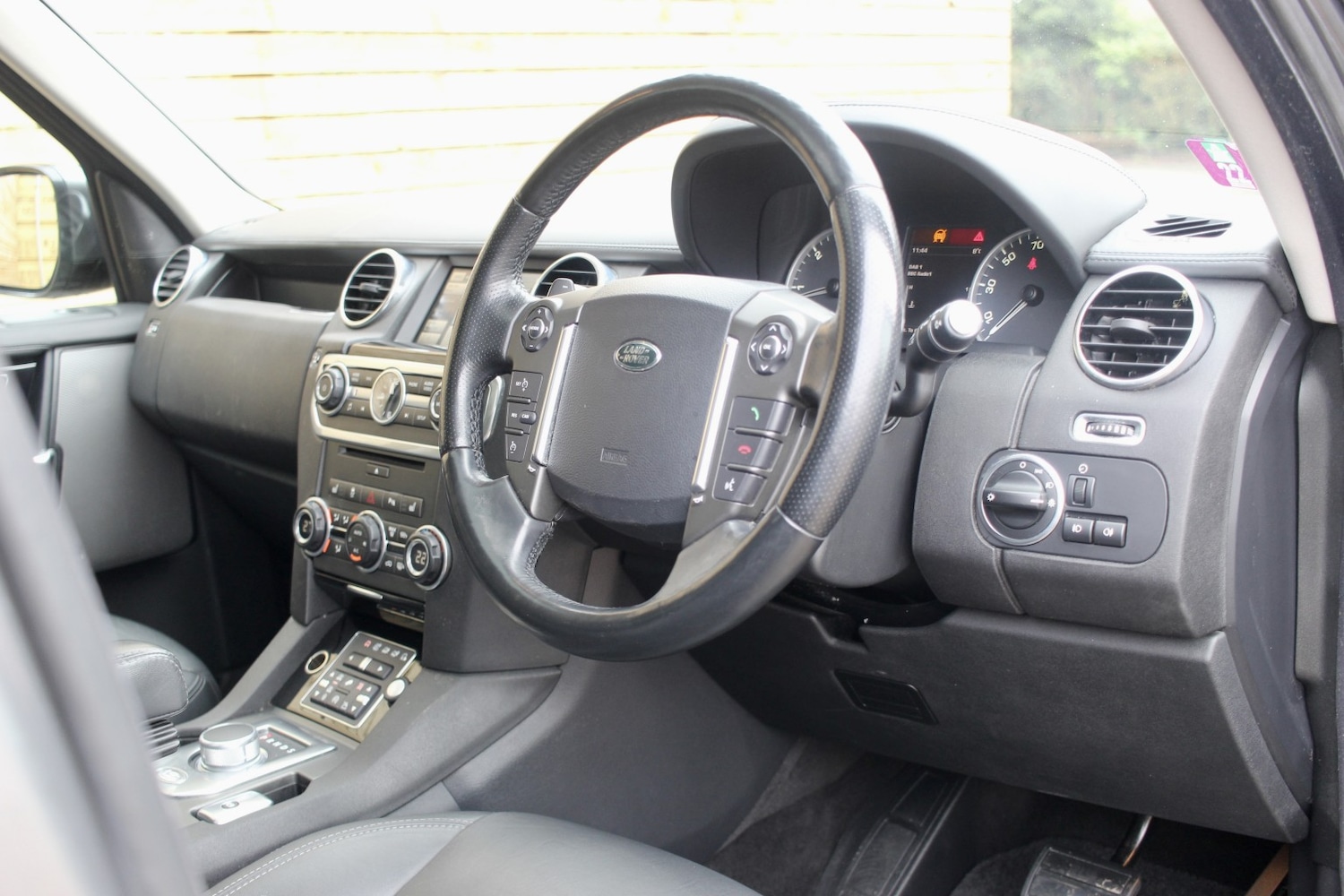 Used Land Rover Discovery 2014 for sale - 77508616: Photo 6