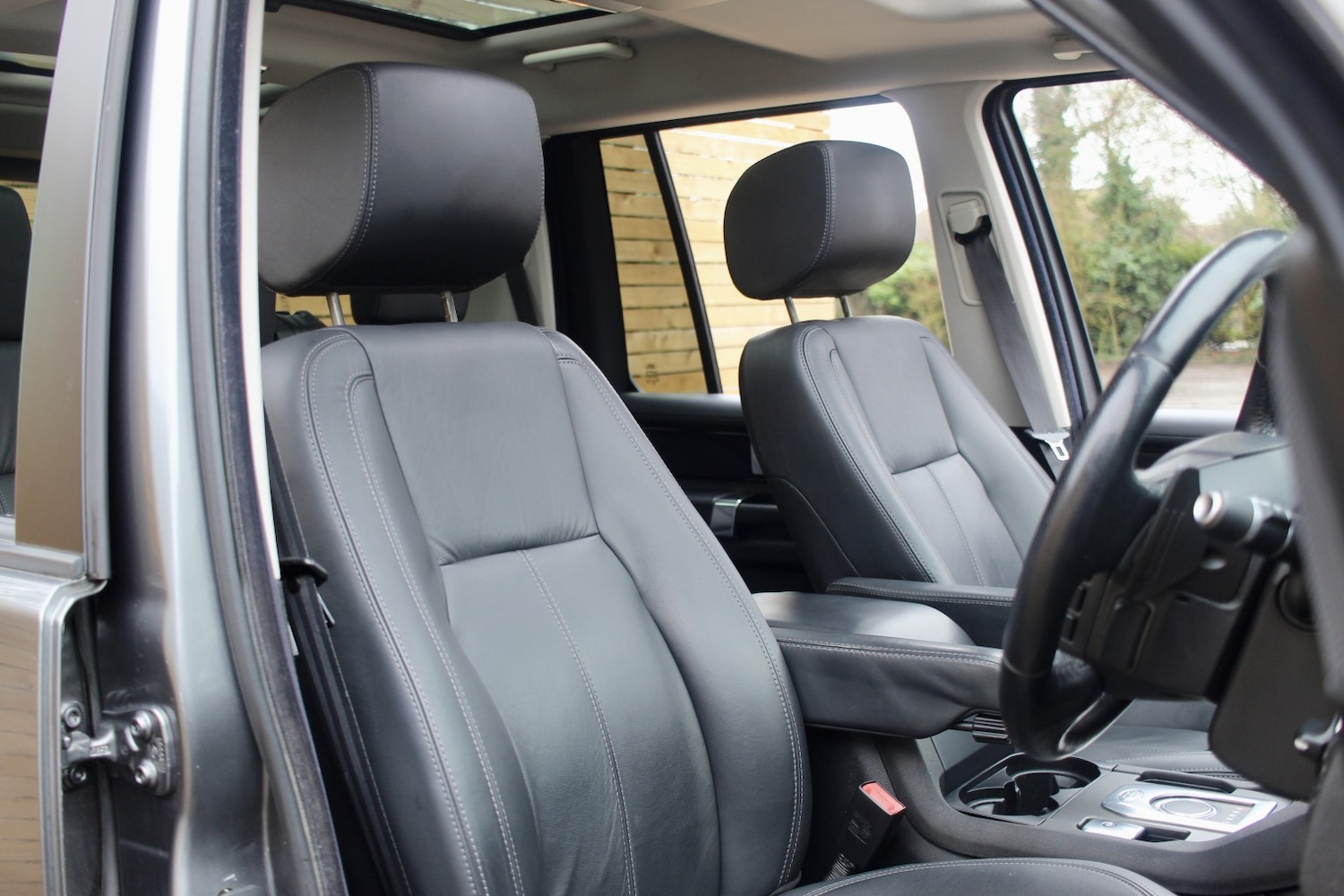 Used Land Rover Discovery 2014 for sale - 77508616: Photo 9