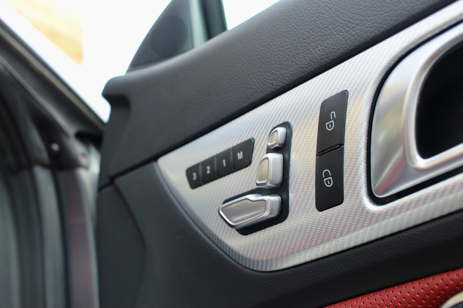 Used Mercedes-Benz SLC 2016 for sale - 78145873: Photo 27