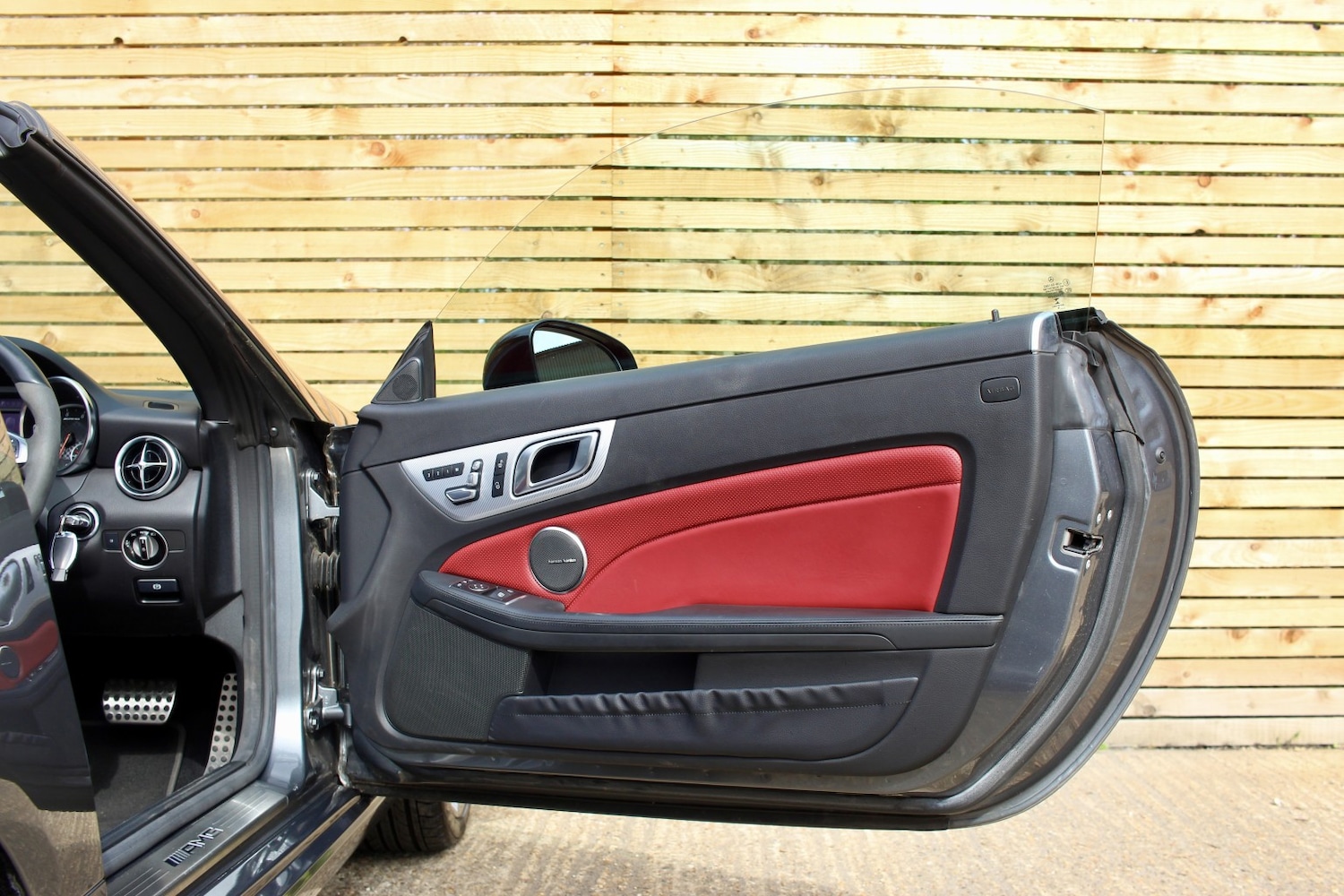 Used Mercedes-Benz SLC 2016 for sale - 78145873: Photo 30