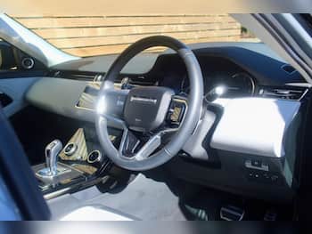 Used Land Rover Range Rover Evoque 2023 for sale - 79710772: Photo