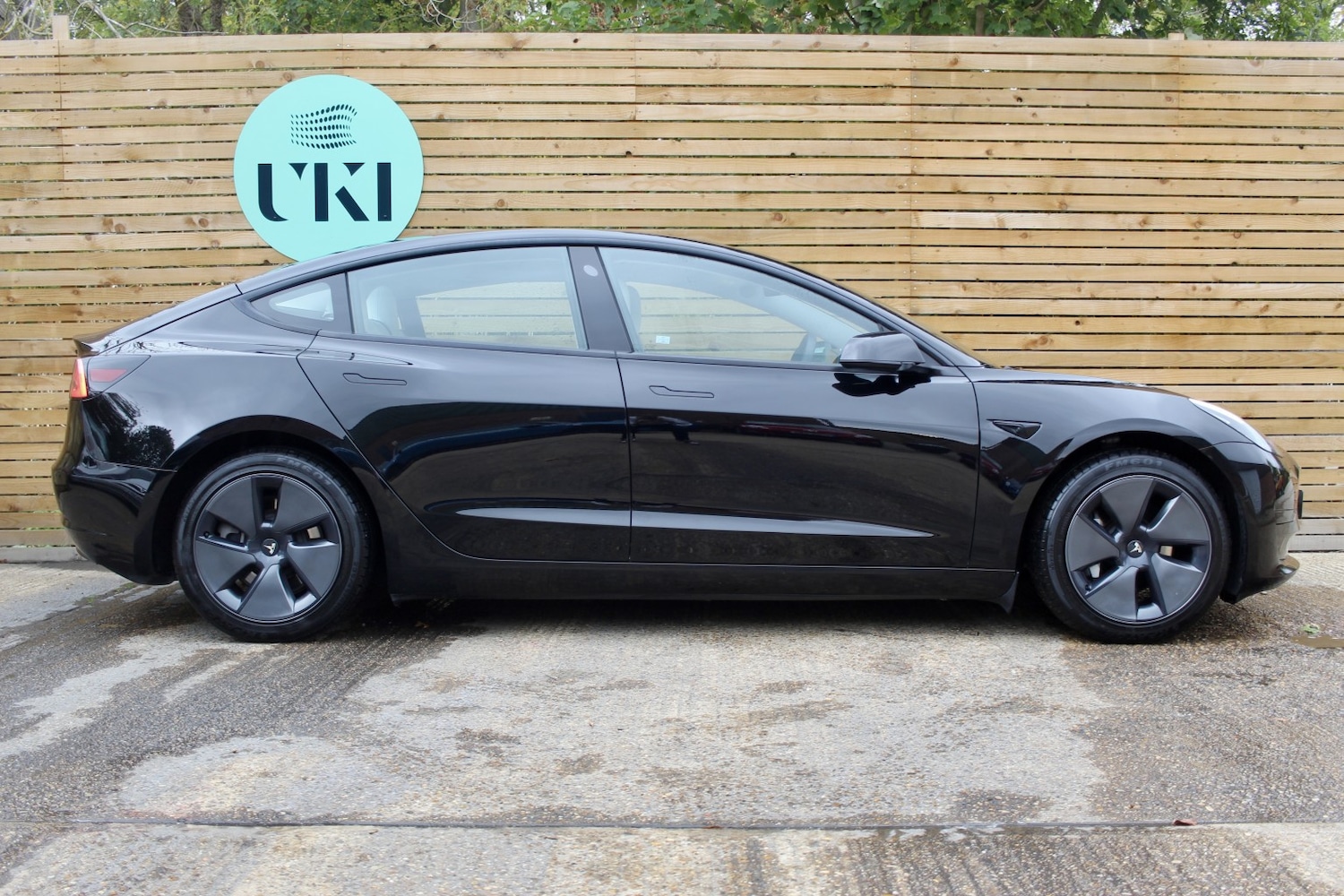 Used Tesla Model 3 2021 for sale - 76605673: Photo 3