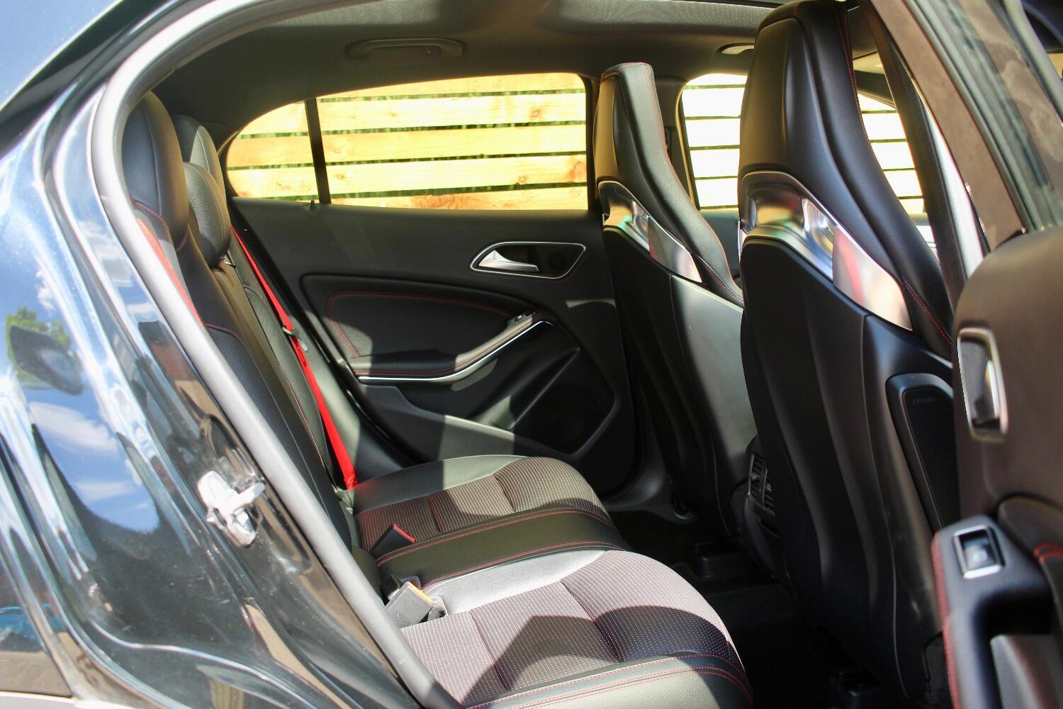 Used Mercedes-Benz GLA 2018 for sale - 76793936: Photo 11