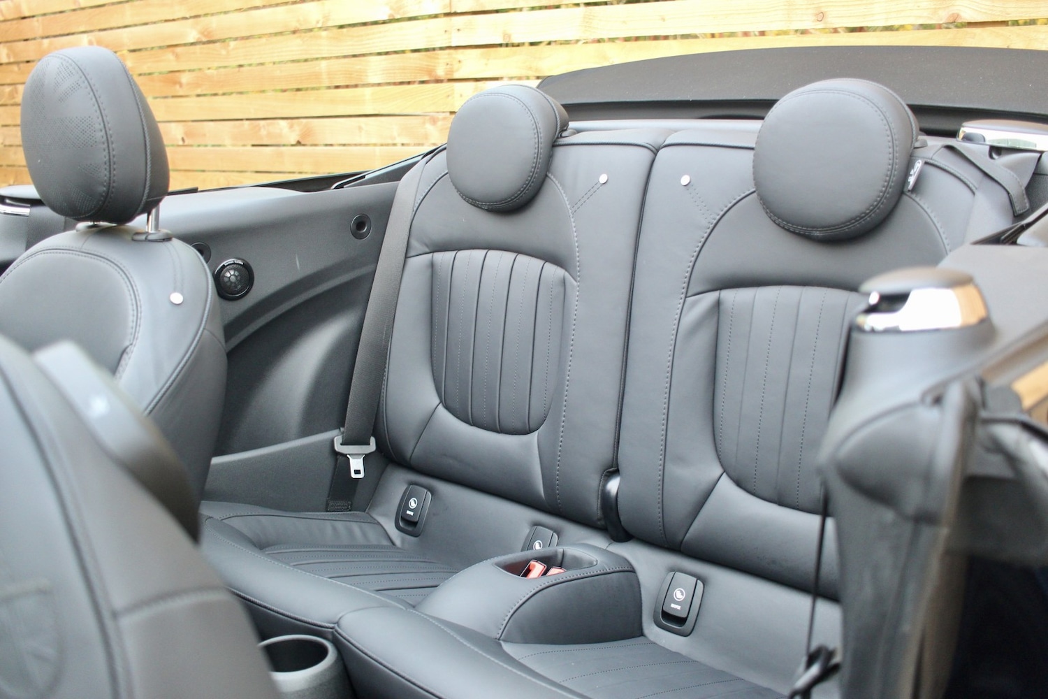 Used MINI Convertible 2022 for sale - 76605693: Photo 11