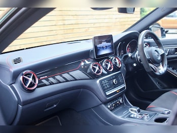 Used Mercedes-Benz CLA 2018 for sale - 77991578: Photo