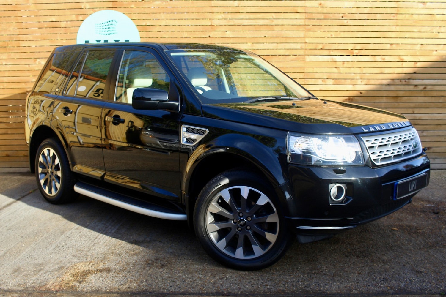 Used Land Rover Freelander 2 2014 for sale - 76769905: Photo 2
