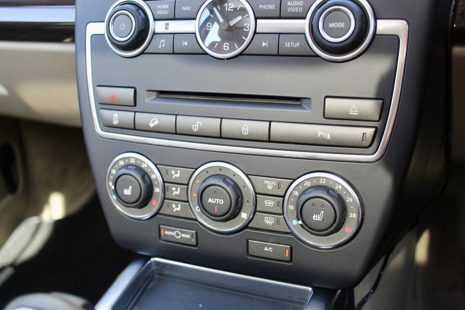 Used Land Rover Freelander 2014 for sale - 78213495: Photo 17