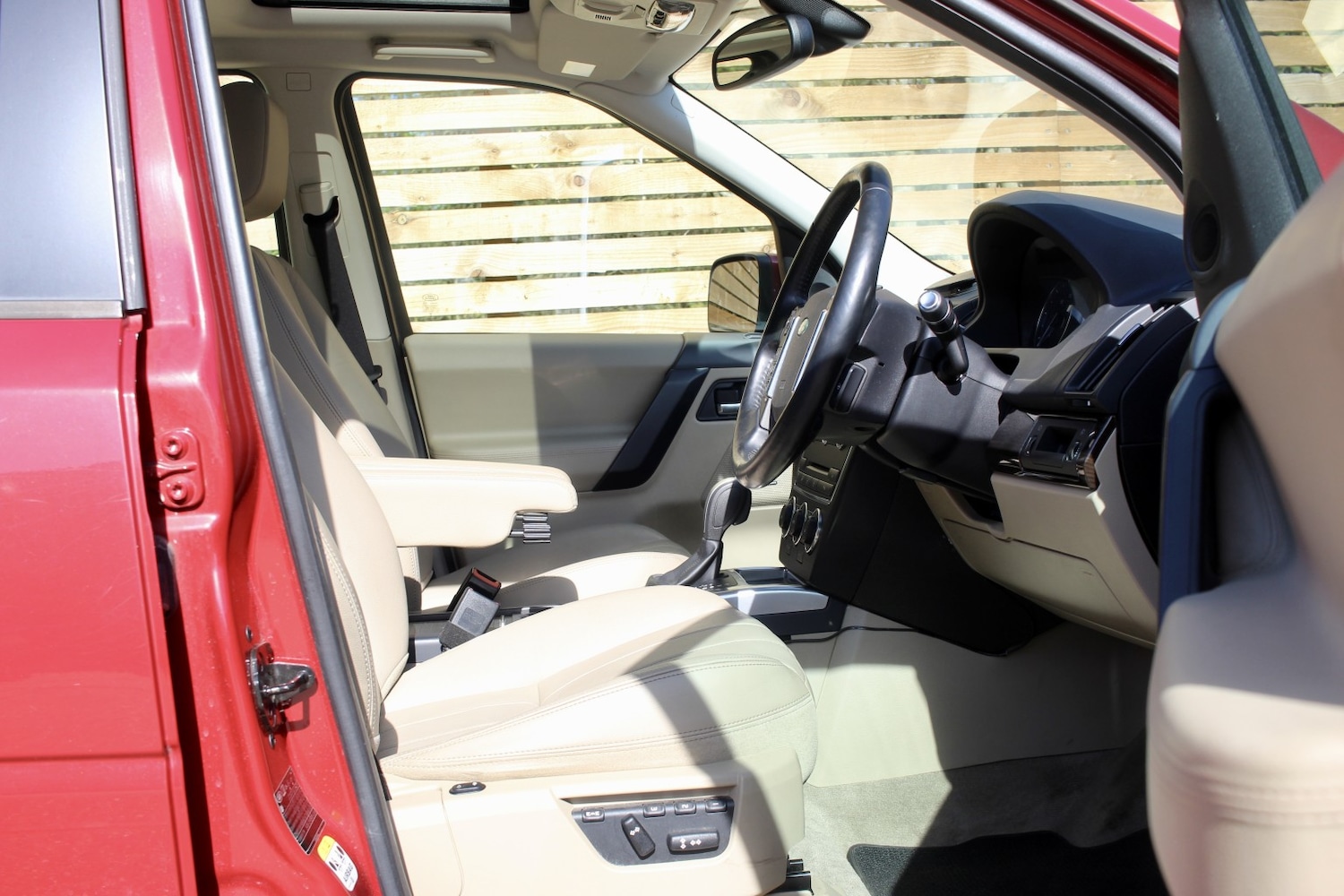 Used Land Rover Freelander 2014 for sale - 78213495: Photo 7