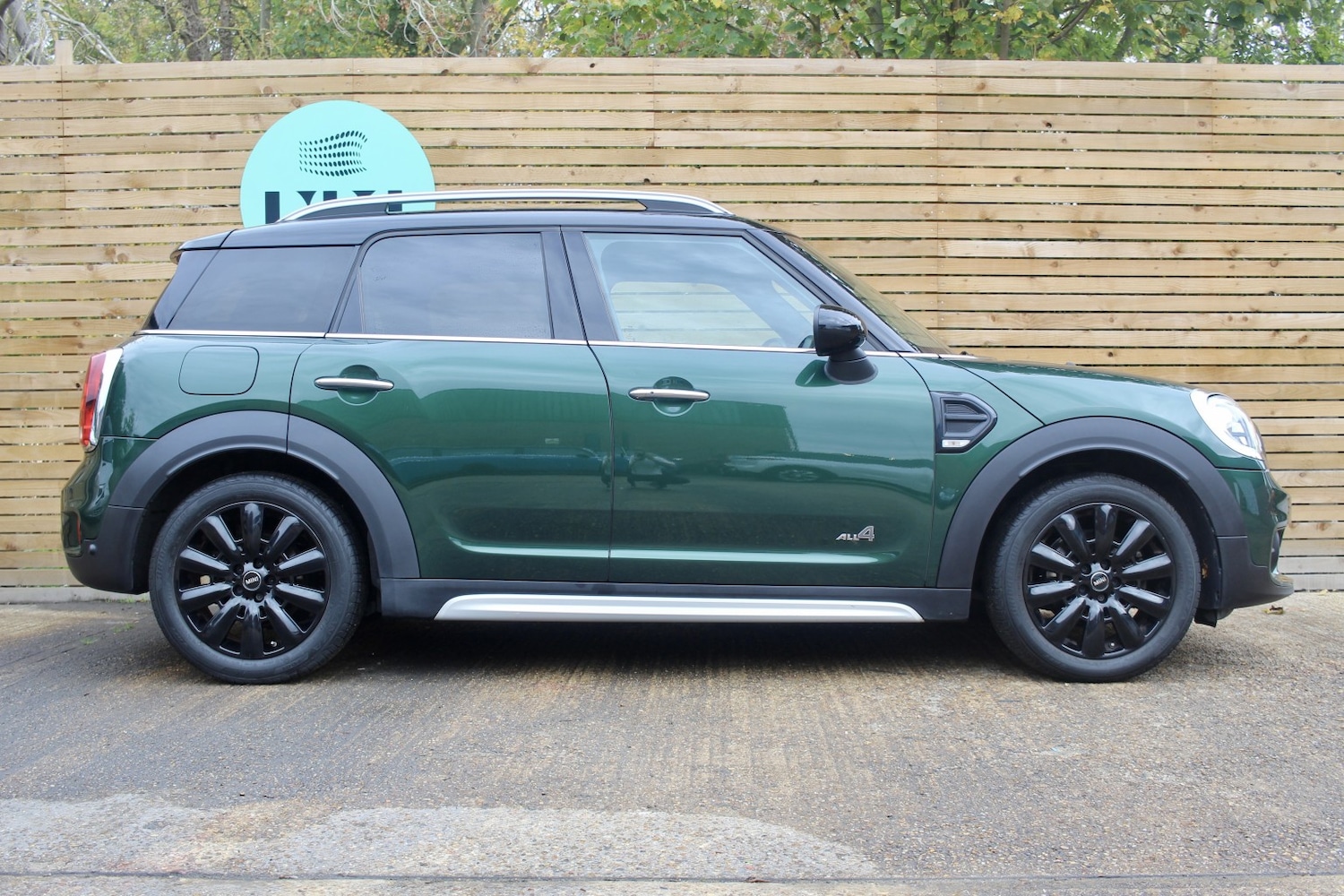 Used MINI Countryman 2017 for sale - 76605766: Photo 3