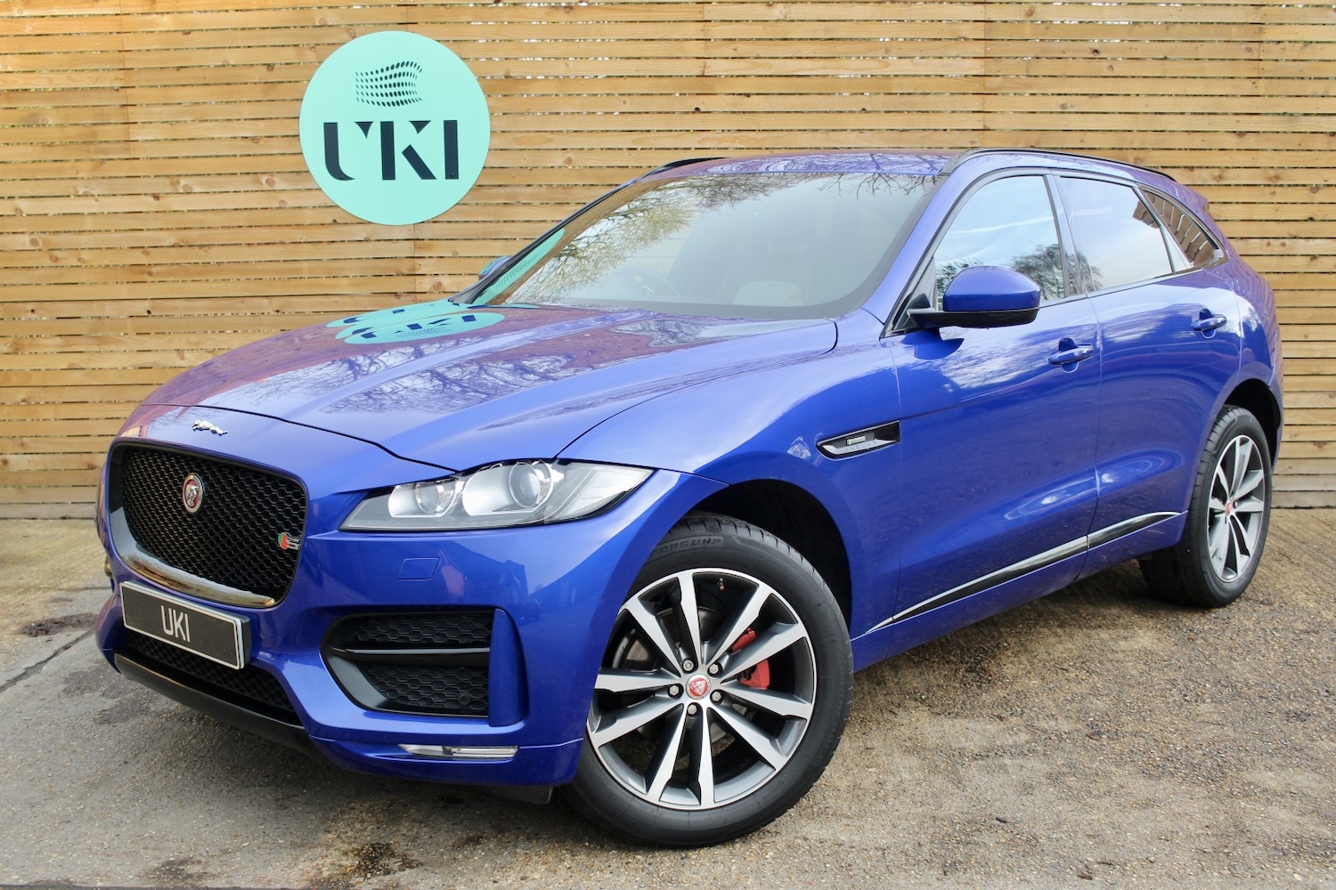 Used Jaguar F-Pace 2017 for sale - 77014878: Photo 1