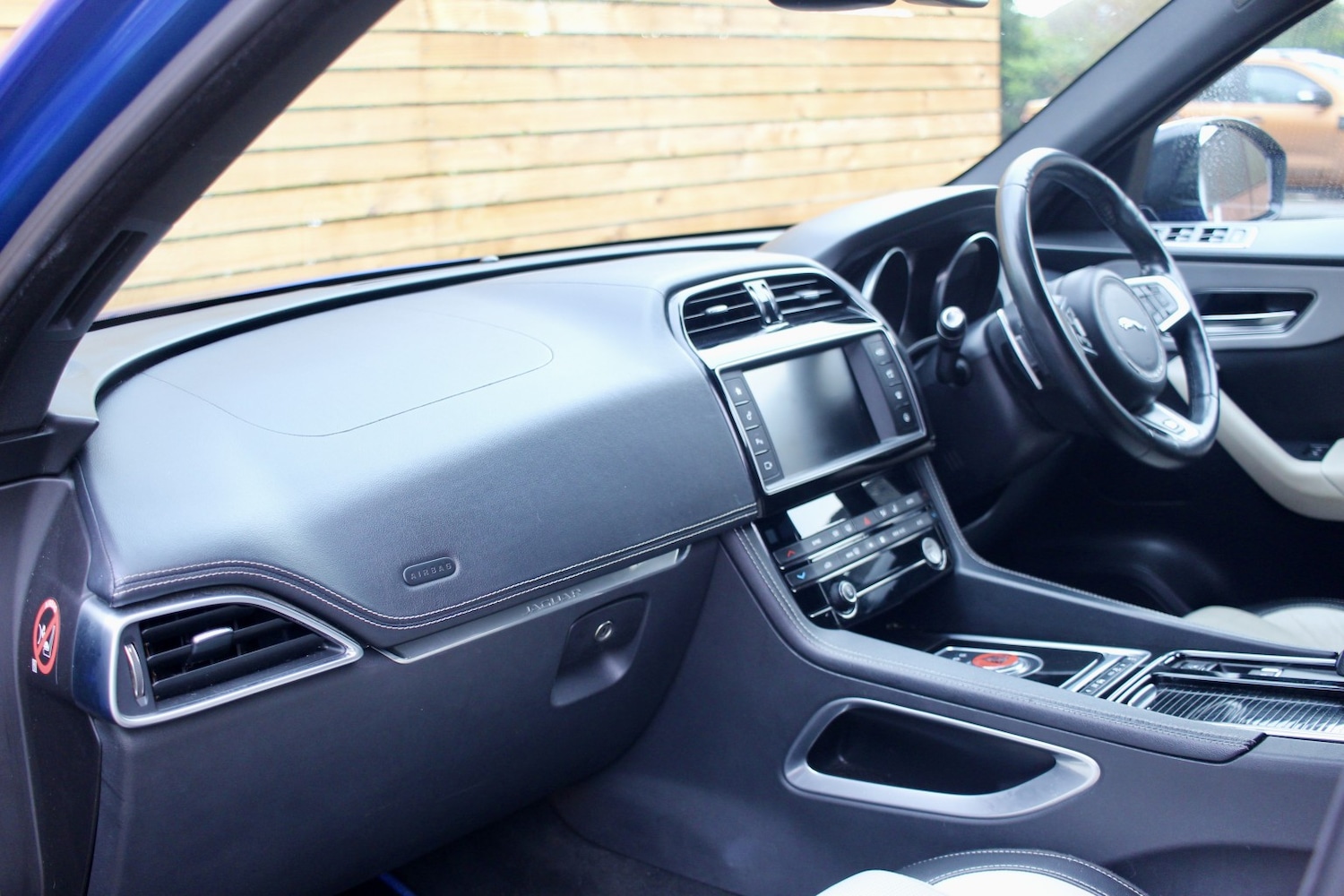 Used Jaguar F-Pace 2017 for sale - 77014878: Photo 13