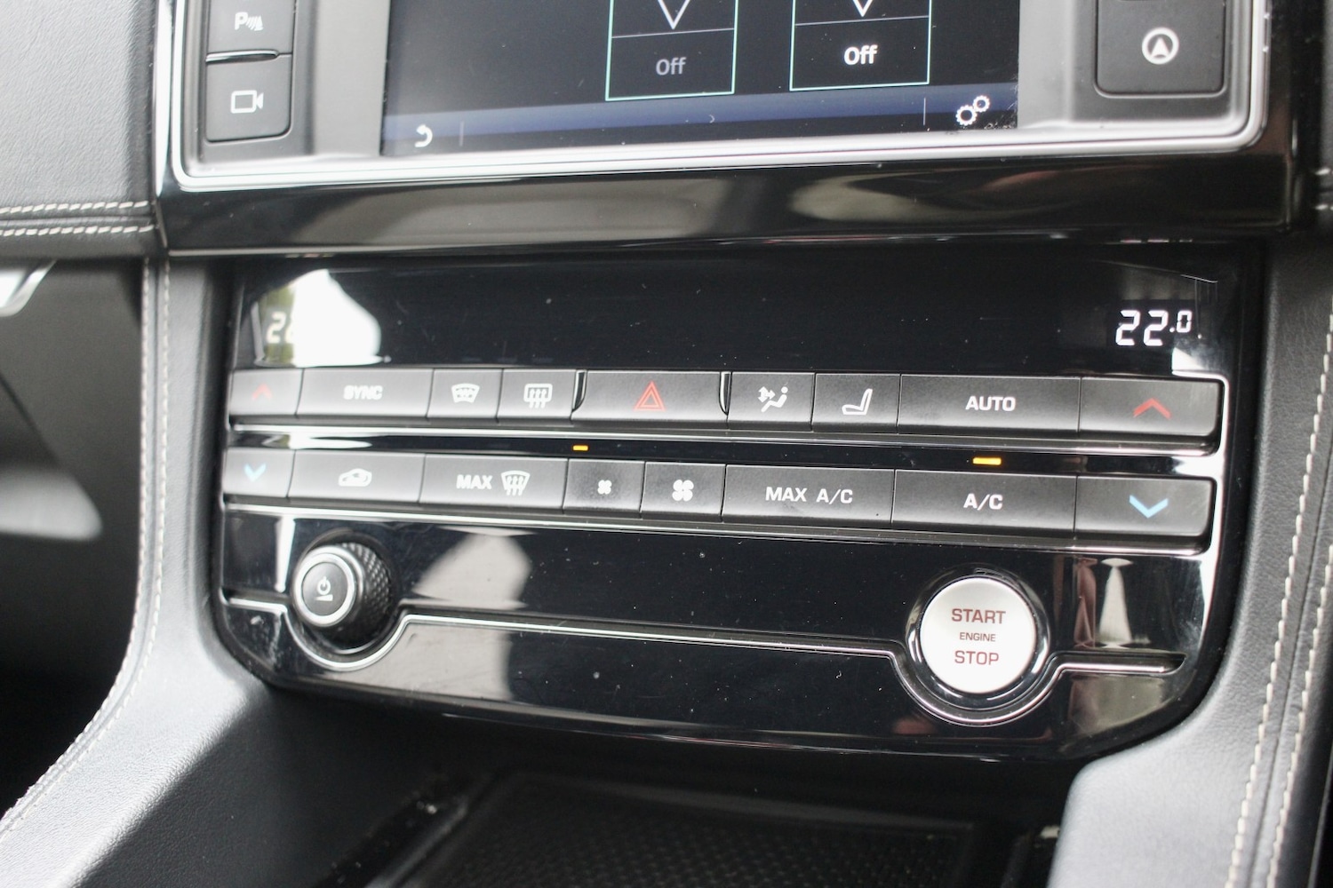 Used Jaguar F-Pace 2017 for sale - 77014878: Photo 15