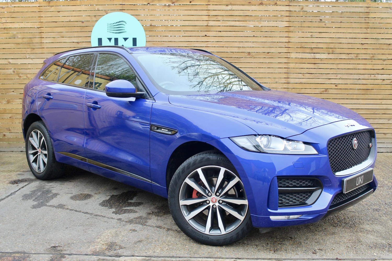 Used Jaguar F-Pace 2017 for sale - 77014878: Photo 2