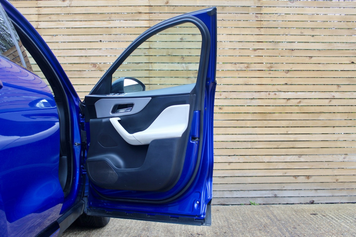 Used Jaguar F-Pace 2017 for sale - 77014878: Photo 27