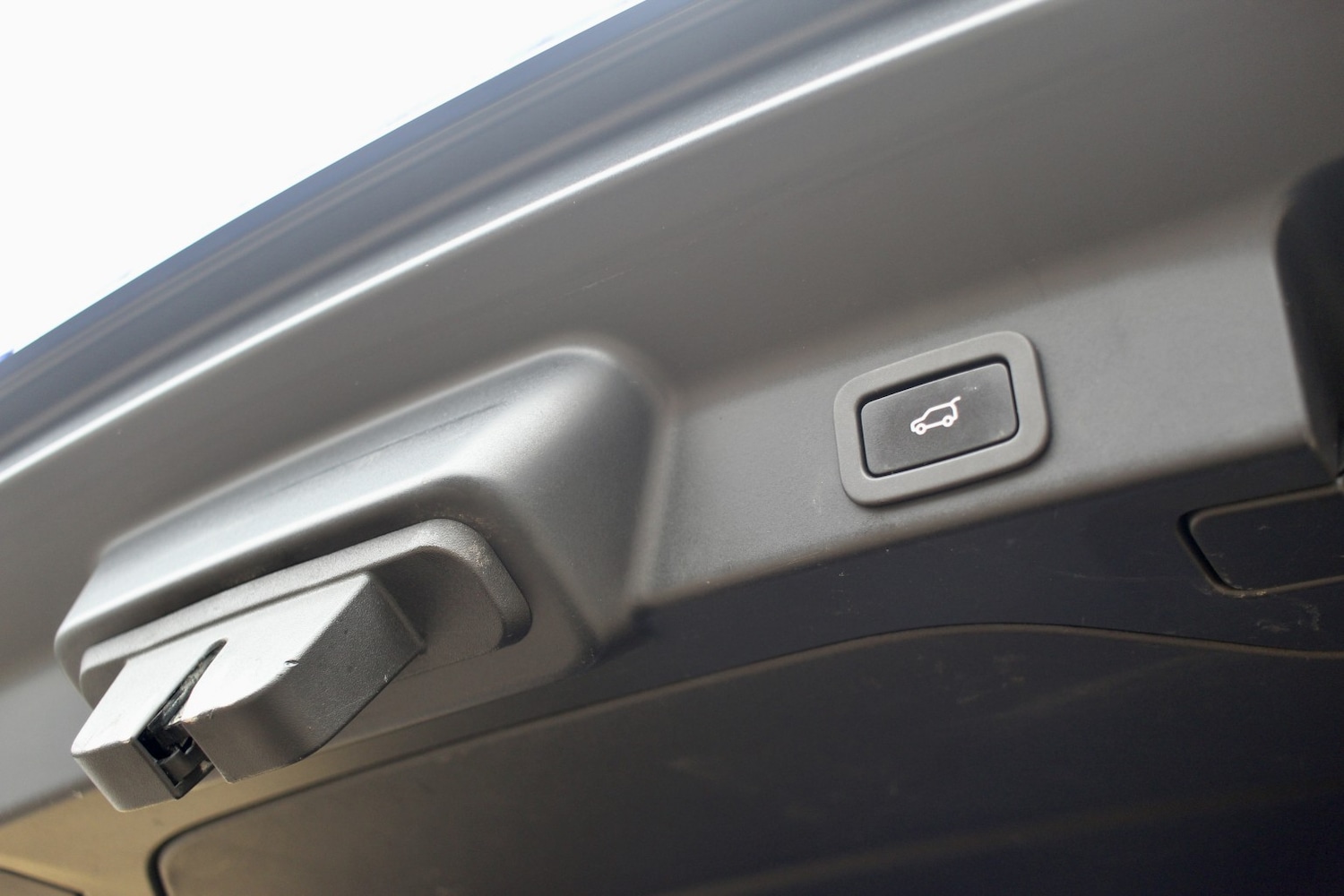 Used Jaguar F-Pace 2017 for sale - 77014878: Photo 31