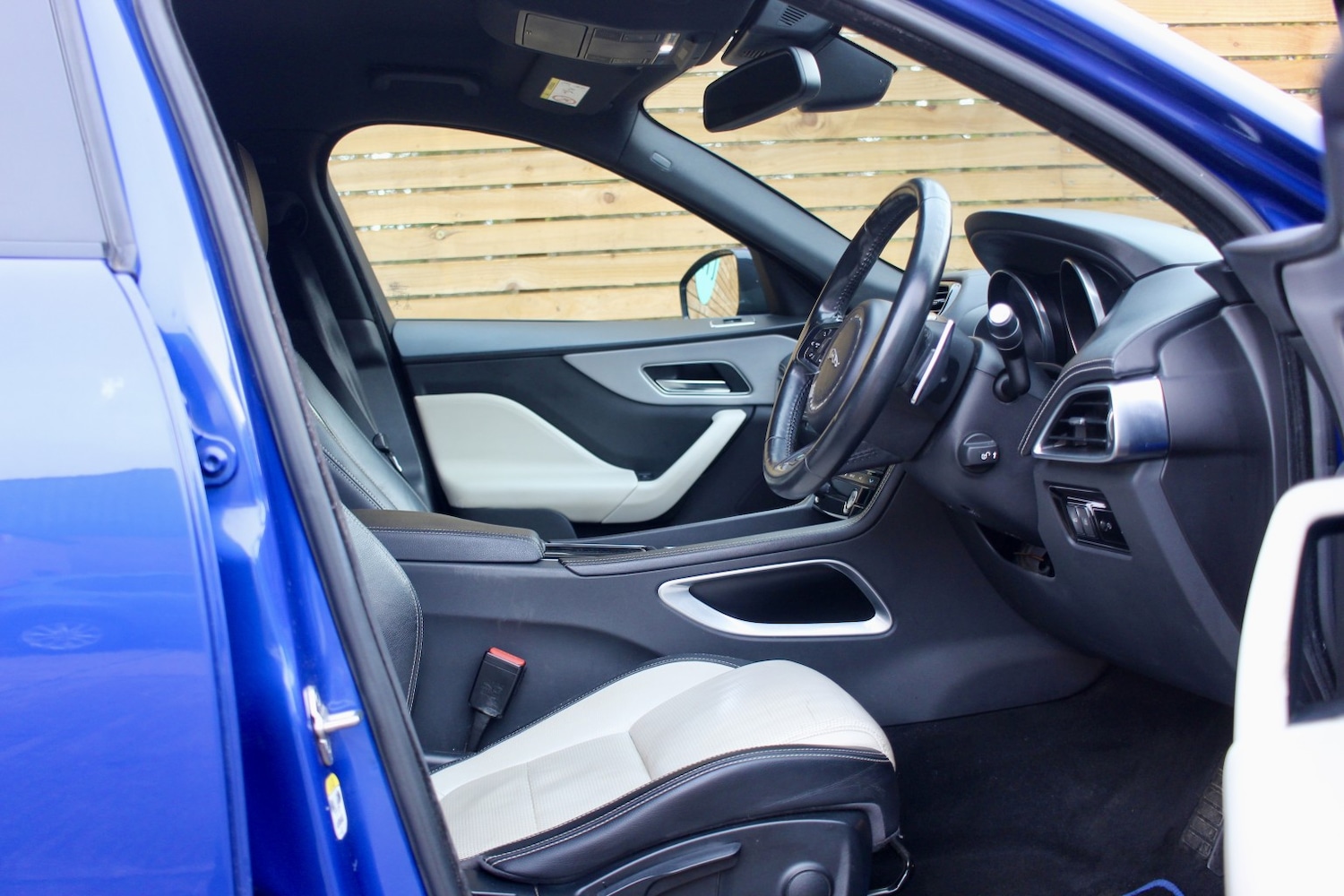 Used Jaguar F-Pace 2017 for sale - 77014878: Photo 7