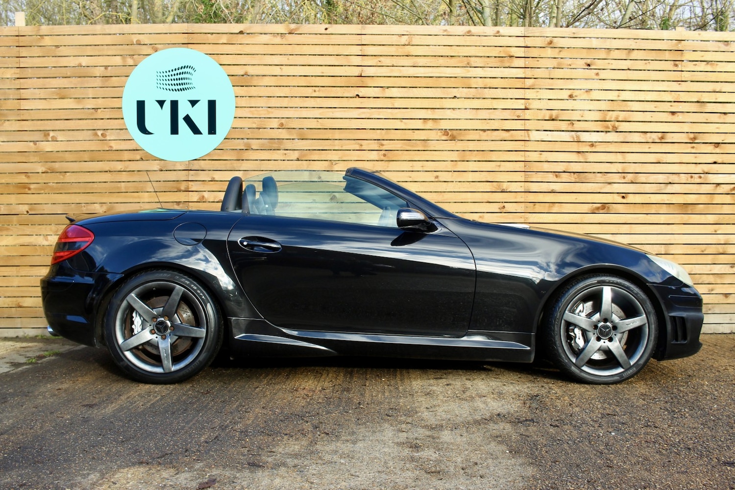 Used Mercedes-Benz SLK 2005 for sale - 77289212: Photo 3