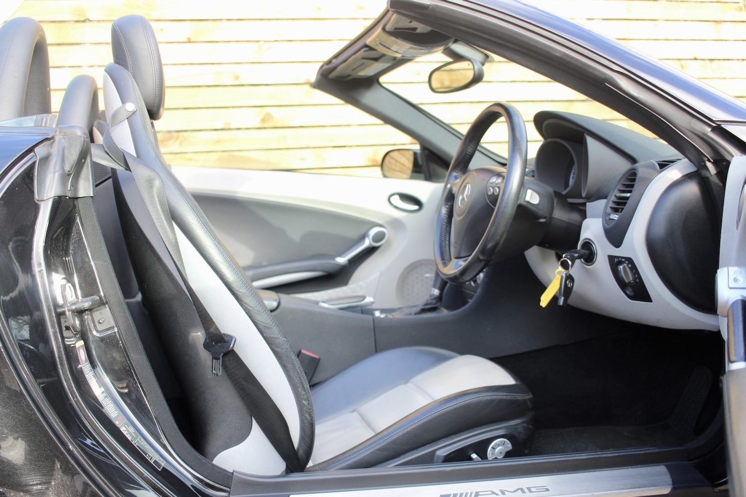 Used Mercedes-Benz SLK 2005 for sale - 77289212: Photo 7