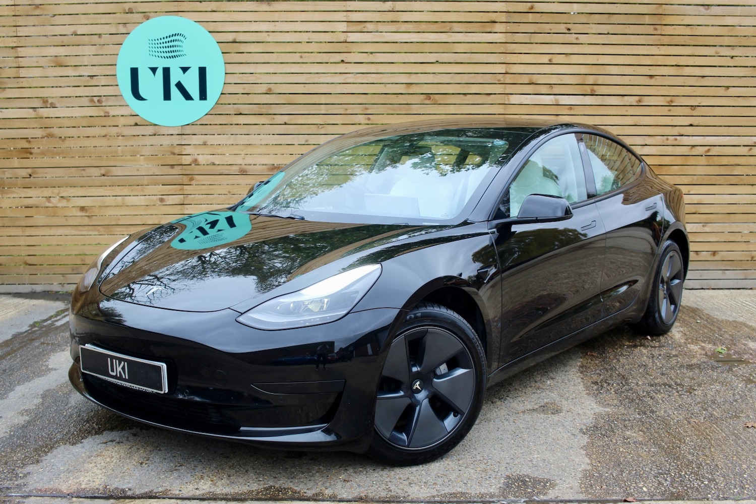 Used Tesla Model 3 2021 for sale - 76769646: Photo 1
